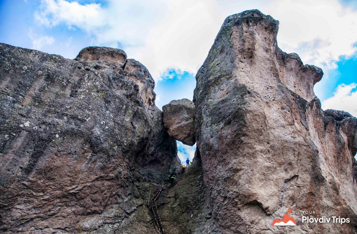 Krastova Gora & Karadzhov Boulder Day Tour from Plovdiv – photo 6