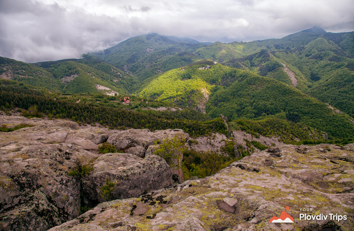 Rhodope Mountains Thracian Sanctuary, Local Wine & Traditional Meal Tour from Plovdiv – photo 5